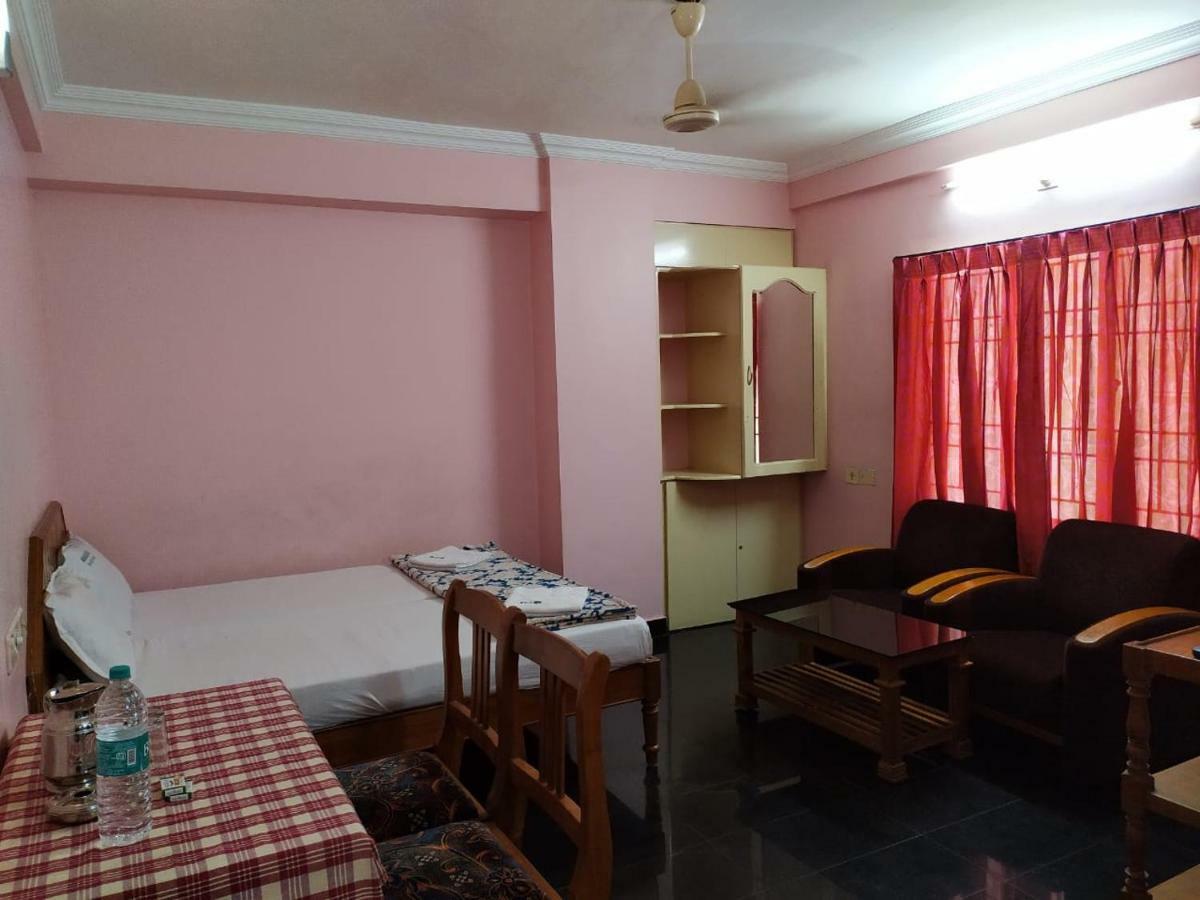 Manjalikulam Tourist Home Thiruvananthapuram Eksteriør bilde
